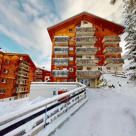 Spacious With Balcony Daire Nendaz