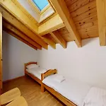 Spacious With Balcony Apartment *