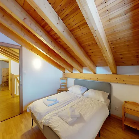 Spacious With Balcony Nendaz